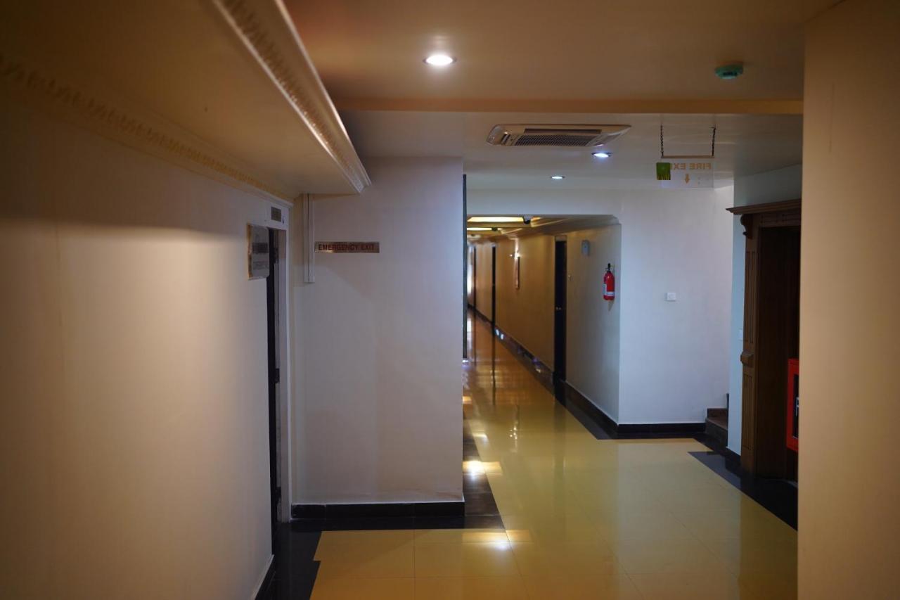 Gd International Redfort Nilambūr エクステリア 写真